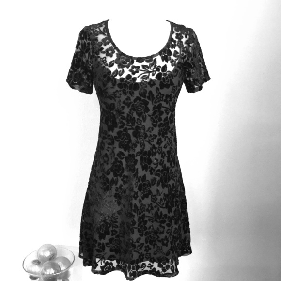 Betsey Johnson Dresses & Skirts - Betsey Johnson Velvet Cutout Dress Betsey Johnson Dresses & Skirts - Betsey Johnson Velvet Cutout Dress